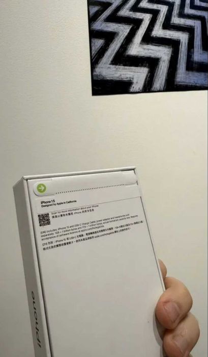 запакований iphone 15 неверлок айфон  256гб