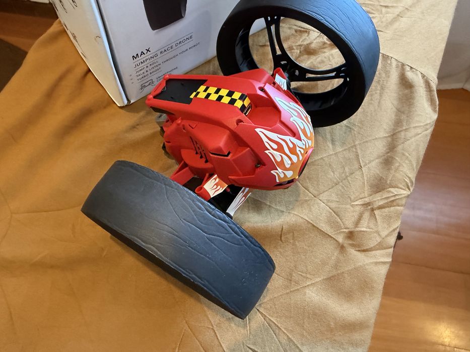 Parrot Mini Drone - Maz jumping race drone