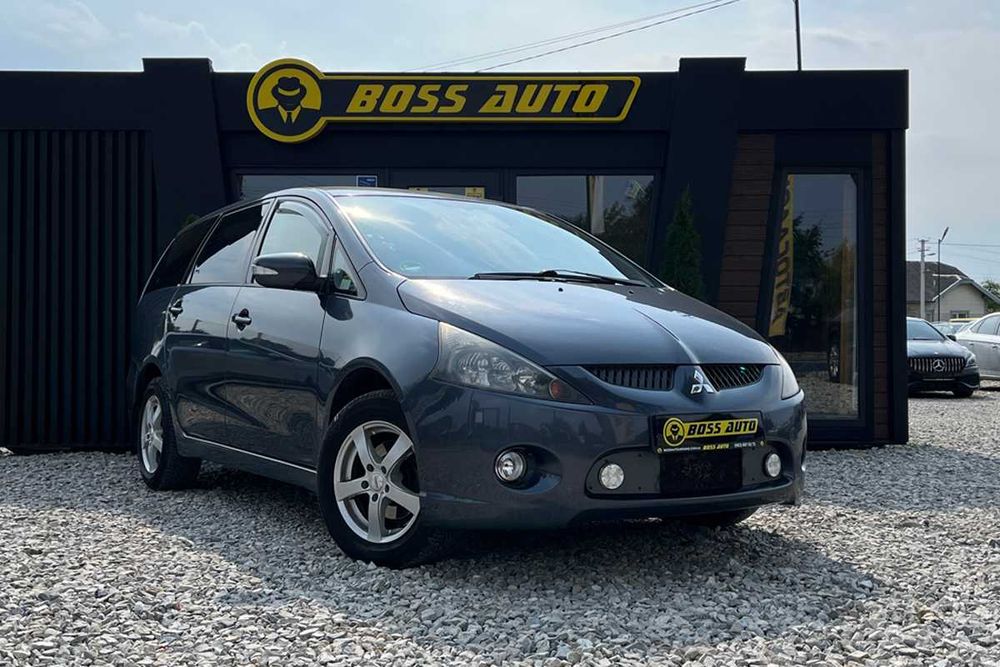 Mitsubishi Grandis 2005
