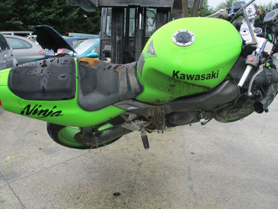 Kawasaki Ninja 750 para Peças