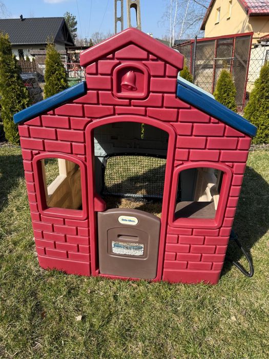 Domek little tikes