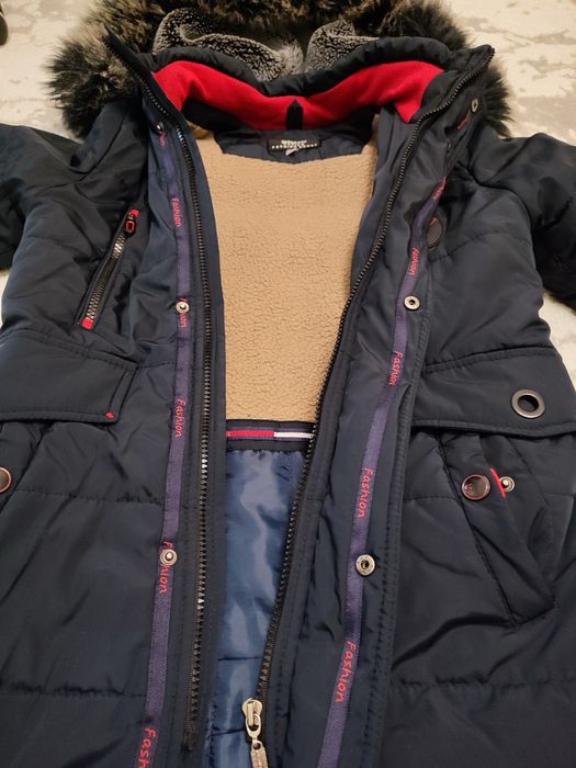 Зимова куртка на хлопчика 7-8 років