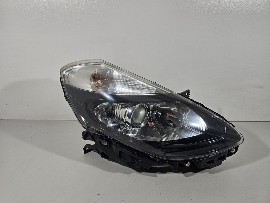 Renault clio iii 3 lift lampa przód przednia soczewka prawa