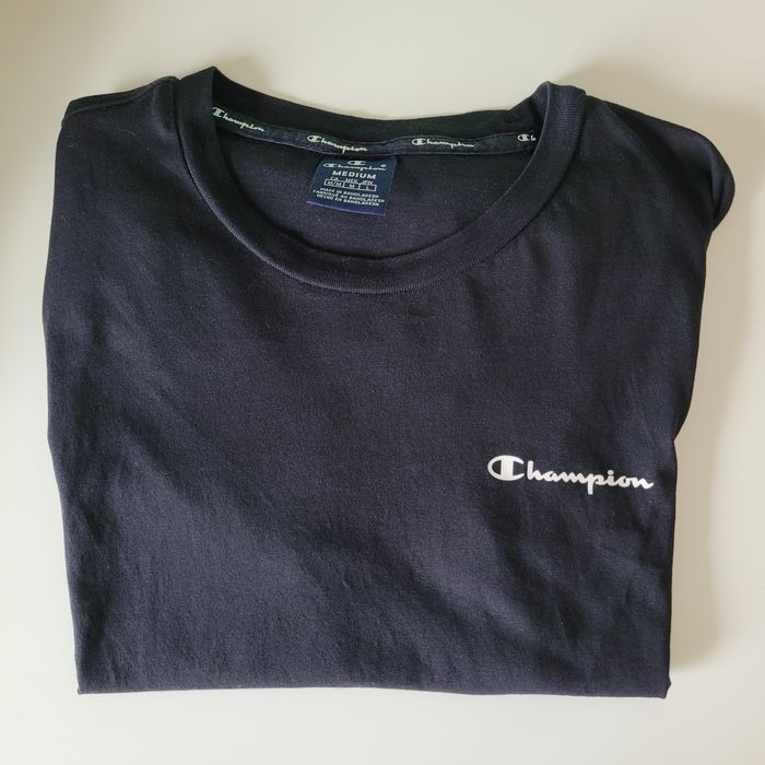 T-shirt Champion - Tamanho M / Size M