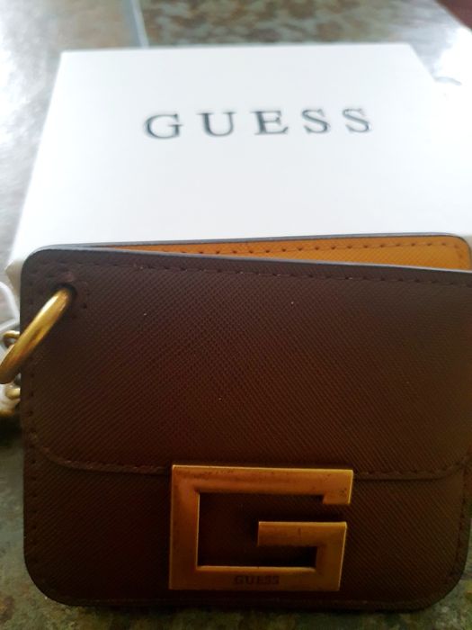 Brelok Guess z lusterkiem