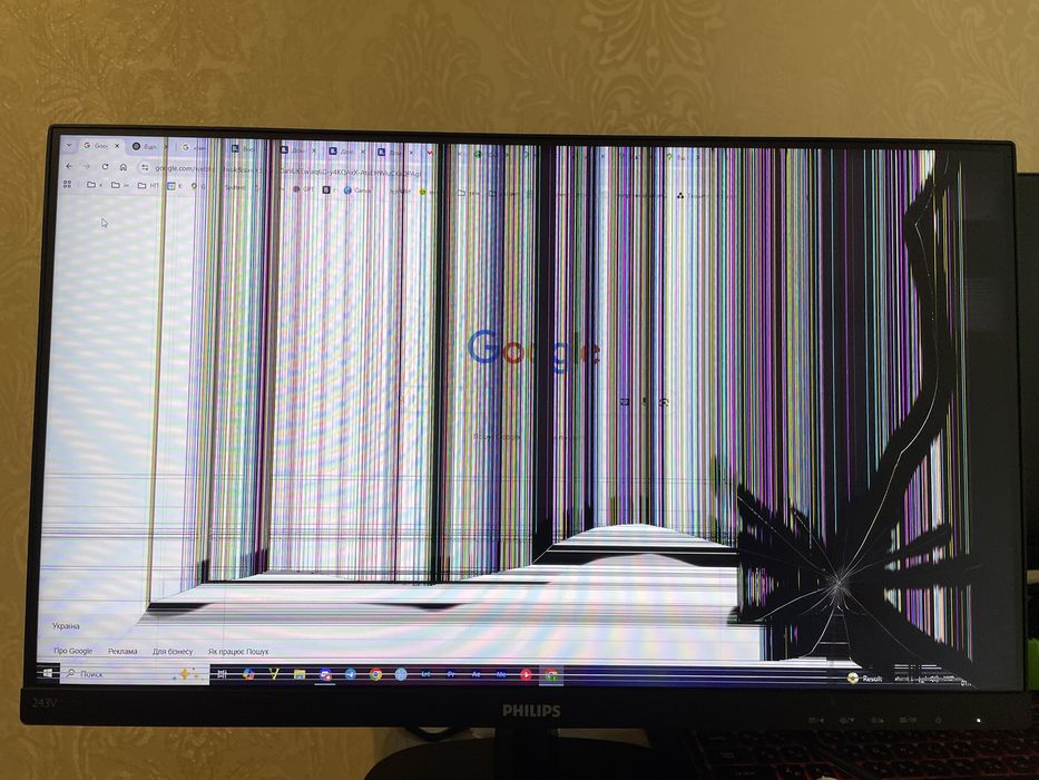 Монітор philips 243v7q з битою матрицею