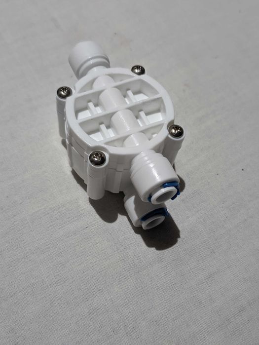 Чотириходовий клапан зворотний осмос 1/4 хомут дренаж кран