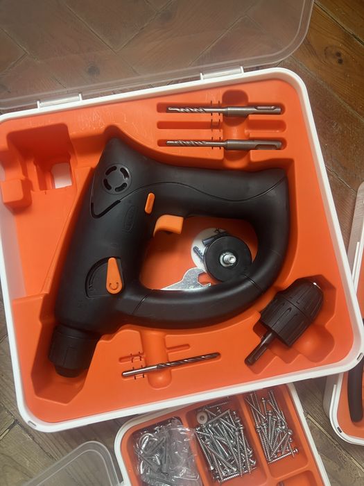 Kit ferramentas + aparafusadora IKEA