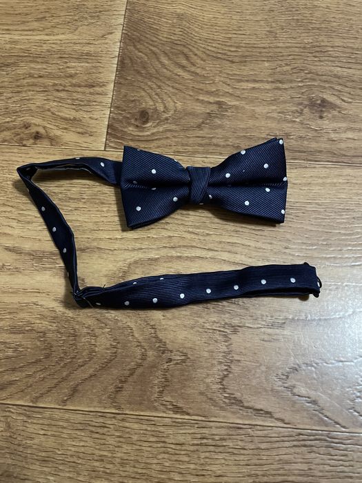 Чоловічий метелик Mango