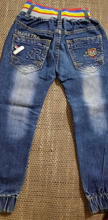 Джинсы стильные для мальчика