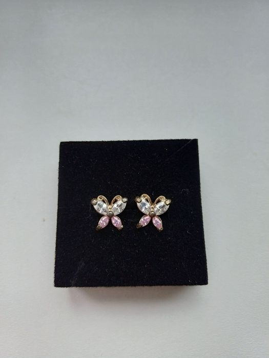 Kolczyki dziewczence