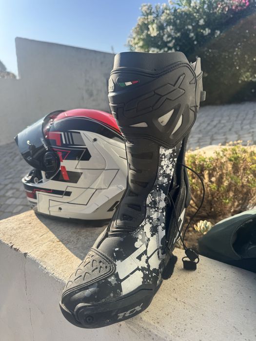 Aprilia Rsv4 2011