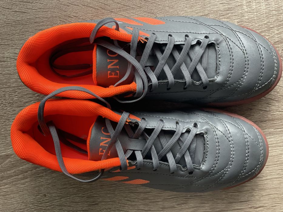 Сороканіжки Demax