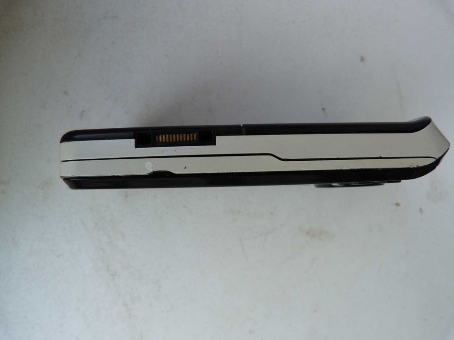 Телефон Sony Ericsson S500i