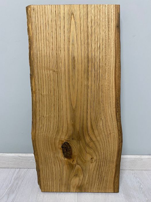 Tábua de madeira maciça 80×40 cm.