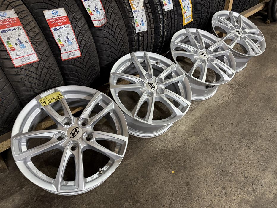 Литі диски кіа хюндай r16 5/114,3 6,5j et50 kia hyundai чудовий стан