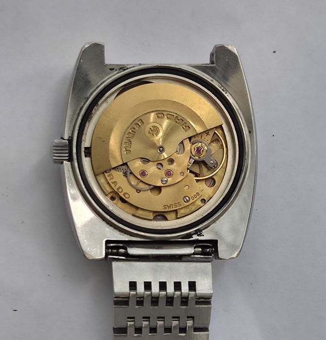 Швейцарскій годинник Rado automatic
