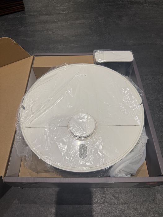 продам Продам Робот-пилосос Xiaomi Robot Vacuum S10+