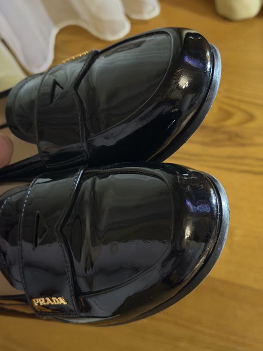 PRADA лофери , оригінал .40 розмір
