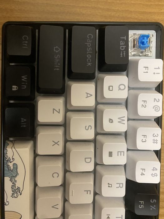 60% механическая игровая клавиатура на синих свичах