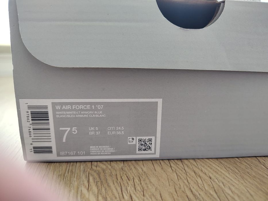 Sprzedam buty Nike Air Force 1 0 '7