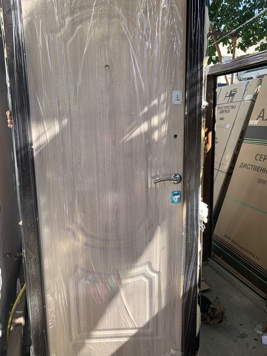 Входные двери.