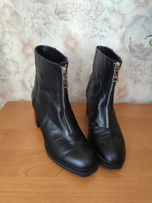 Шкіряні ботінки, розмір 40