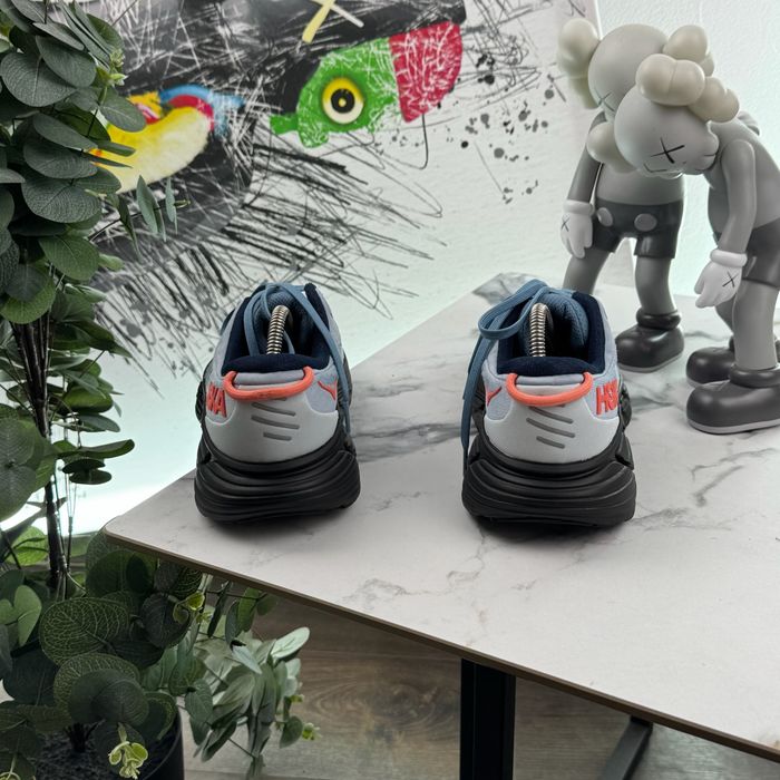 Кросівки Hoka Gaviota 4 40.5 розмір E17