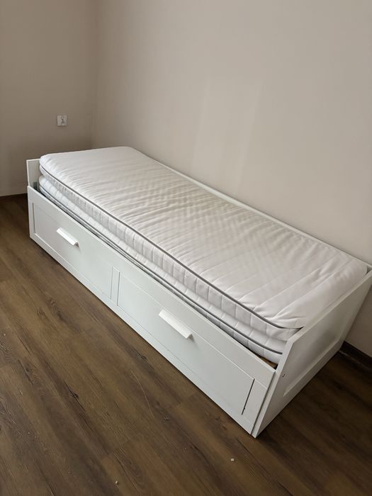 Łóżko Ikea Brimnes 80x200 / 160x200 + dwa materace.