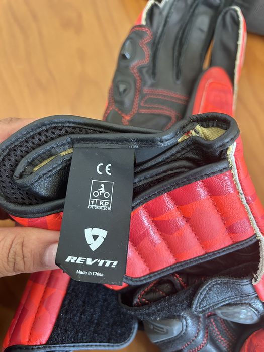 Luvas mota revit jerez 3