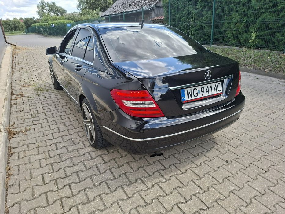 Mercedes C 180 Avantgarde pakiet AMG 1.8 Benzyna Automat