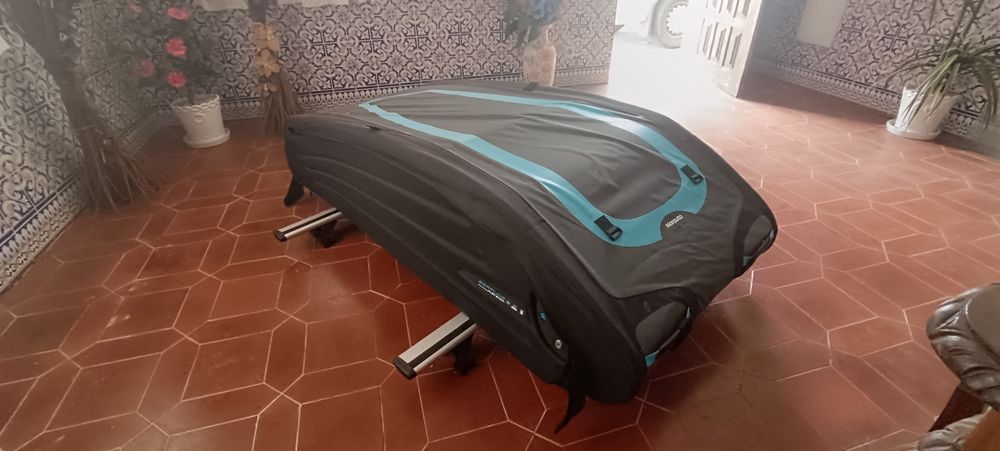 Mala e barras de tejadilho Norauto