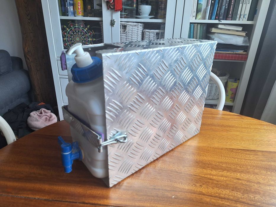 Obudowa na baniak na wodę - off - road - 4x4 - NAJTAniej !!!