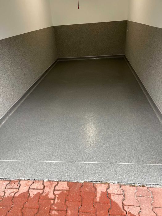 Posadzki żywiczne Epoksydowe Poliuretanowe garaż, hale, korytarze