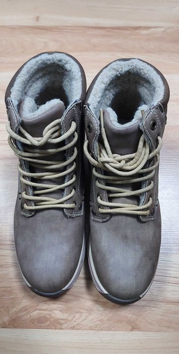 Buty zimowe brązowe, ocieplane, rozmiar: 37, NOWE