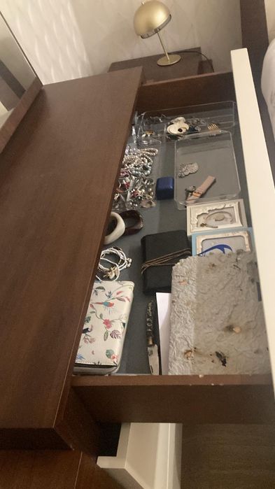 Quarto Completo à Venda – 1.000 €