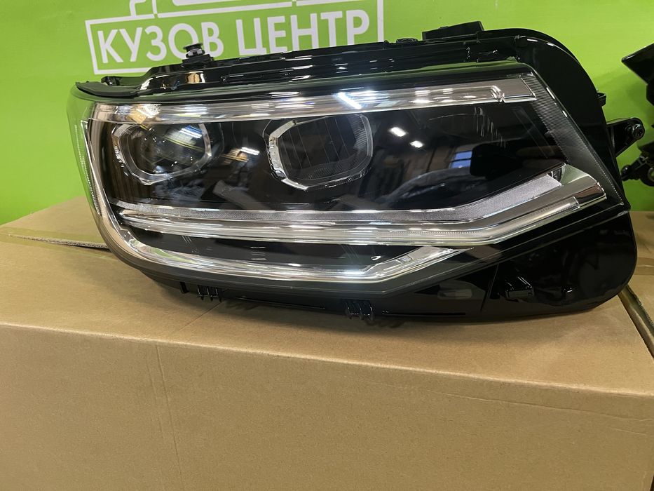 Фари Volkswagen Tiguan 2 2020-2023 з блоками ліва права тігуан фары