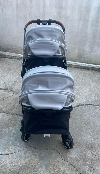 Carrinho bebé duplo