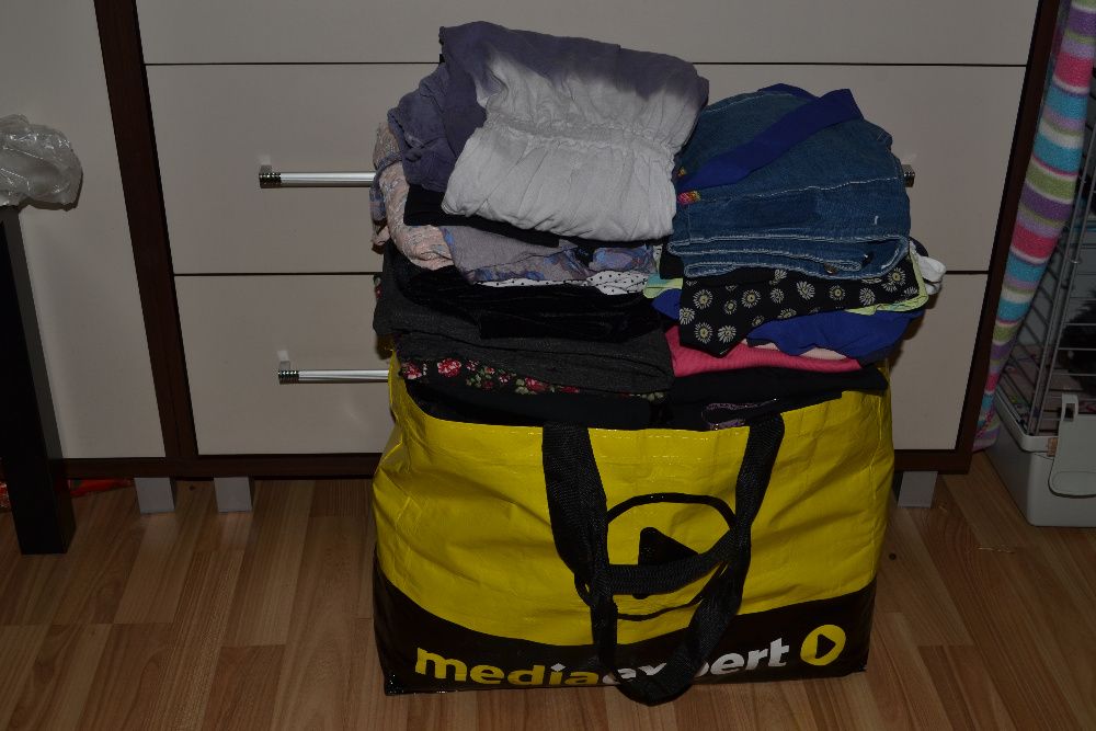 Ubrania bluzka spódnica spodnie sweter sukienka spodenki XS S 34 36 M