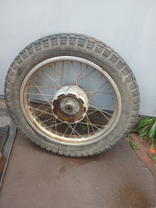 Колесо 16 80-405 на мотоцикл  Минск Восход  переднее заднее