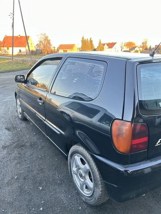 Sprzedam Polo Oszczędny samochód