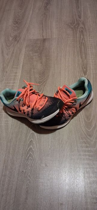 Buty sportowe damskie Nike 40