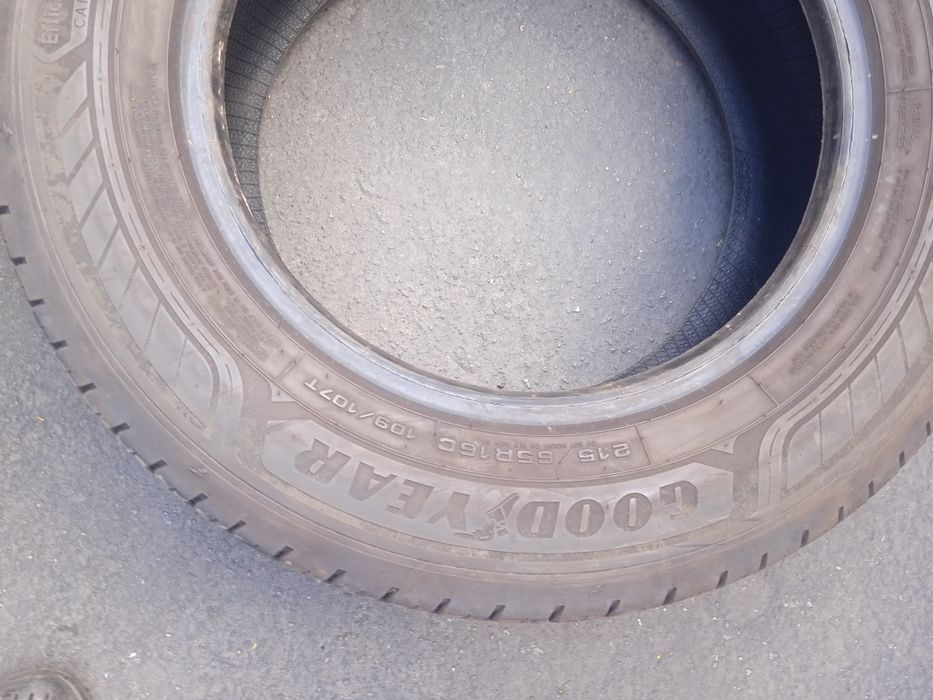 Шины лето 215.65.16С Goodyear Efficient Grip,23-24p,8-7.5mm,Turkey