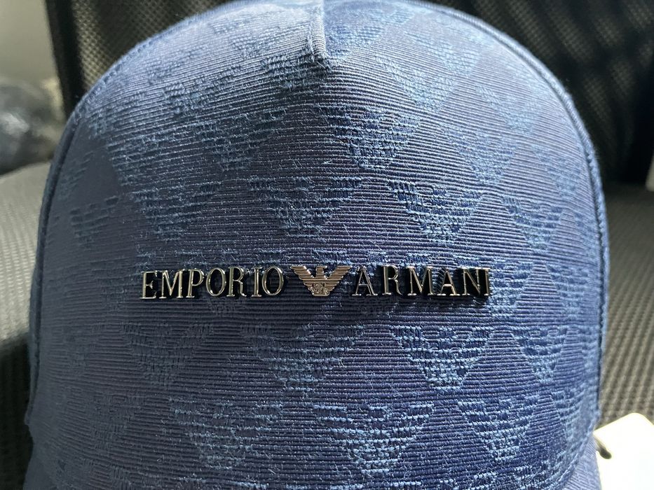 Emporio Armani granatowa czapka z daszkiem Nowa