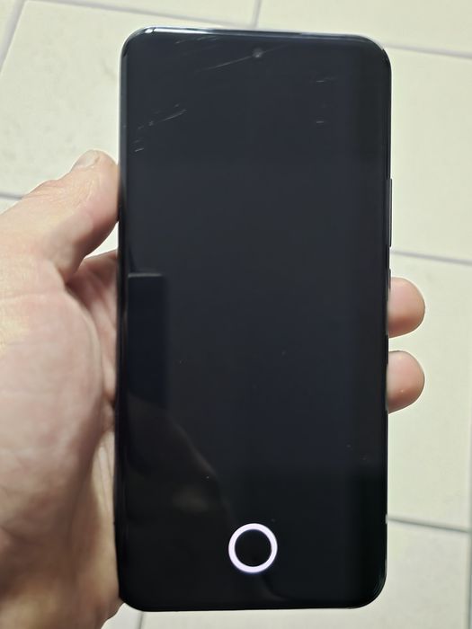 Relame 14 pro + 5G  12/512 GB
12GB (512GB)

Telefon w stanie ja