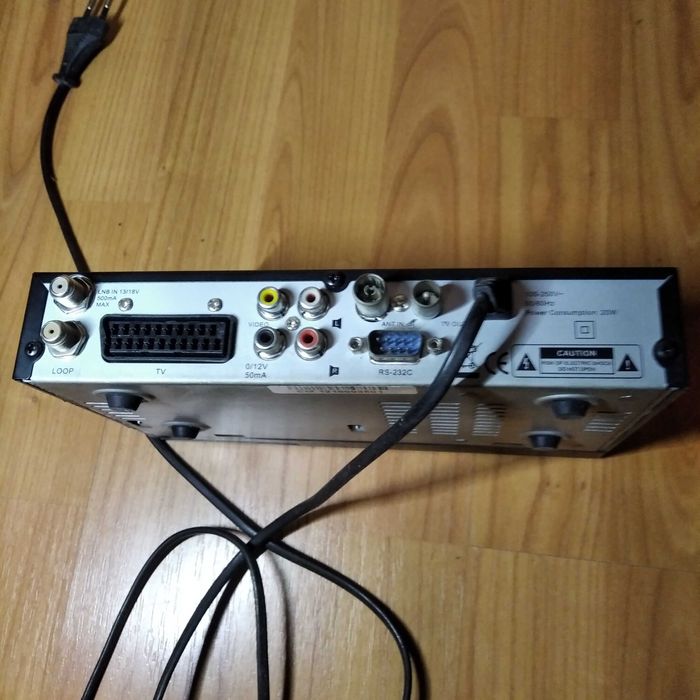 Тюнер Eurosky es4100