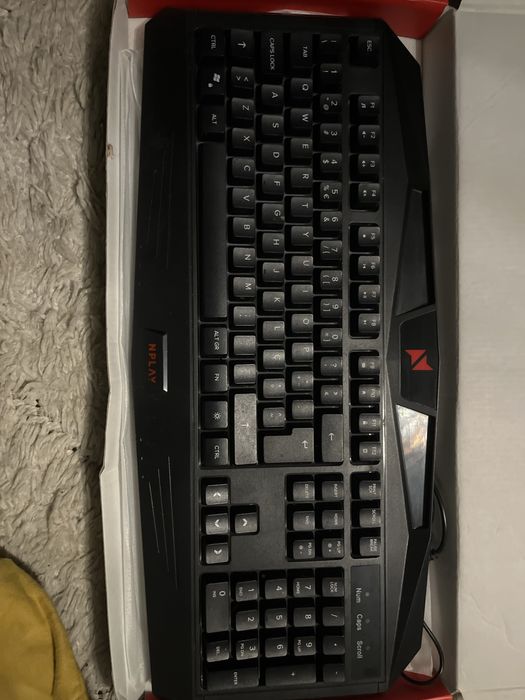 Teclado gaming com leds