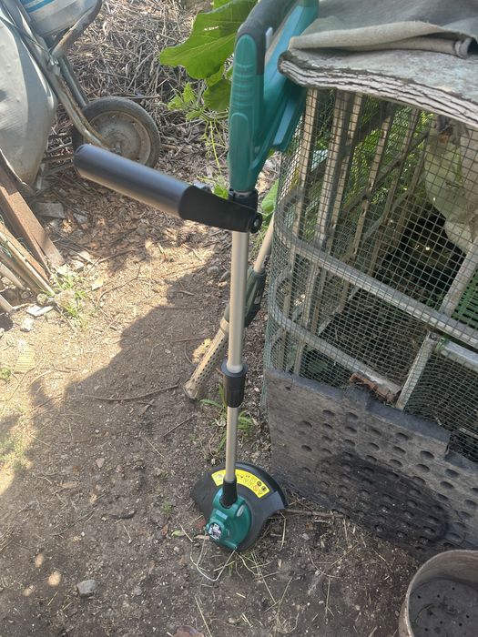 Aparador relva  20v a bateria