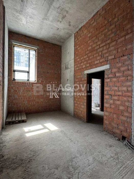 Вигідно! комерційне приміщення ЖК Ярославів .Град Золоті ворота. Центр