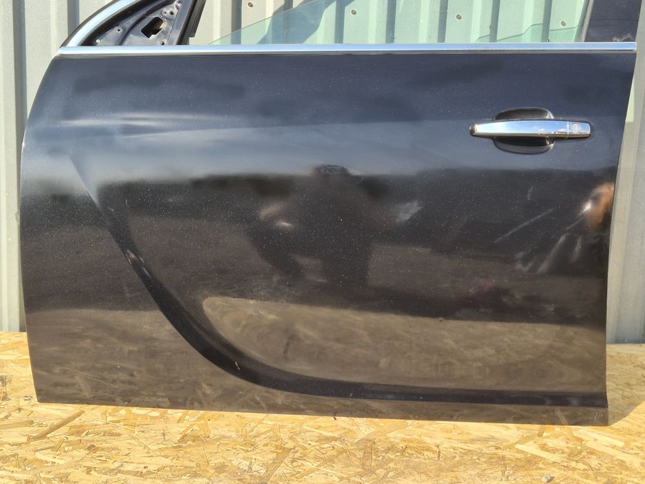 Drzwi lewe przednie Opel Insignia A Z22C